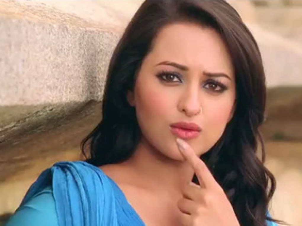Sonakshi to do special disco song in Himmatwala